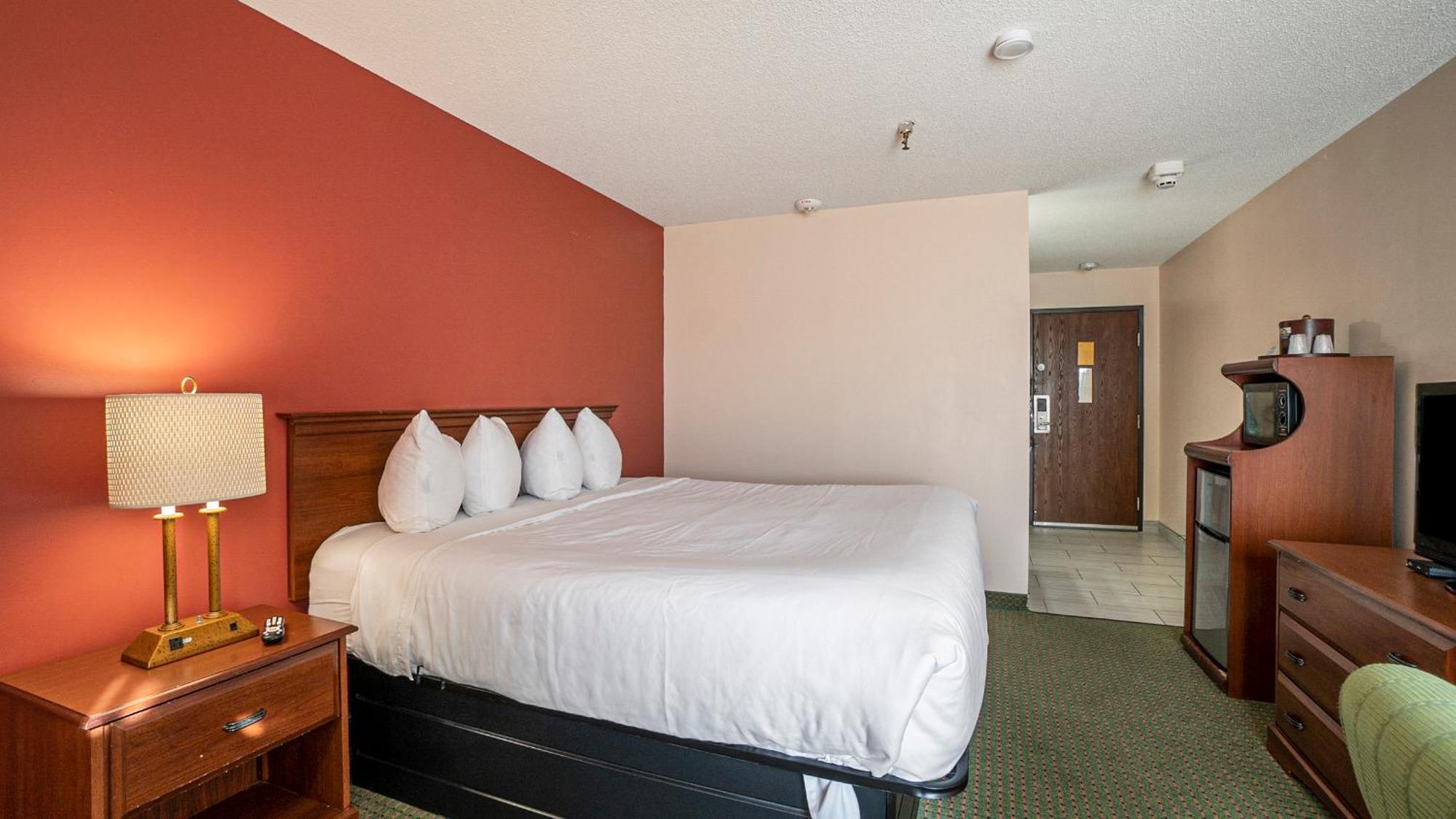 Days Inn & Suites By Wyndham Mt Pleasant Mount Pleasant Cameră foto